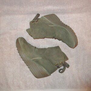 Fly London Yama Ankle Boots Size 38 7.5 8 Suede Platform Lug Wedge Slouchy Boho